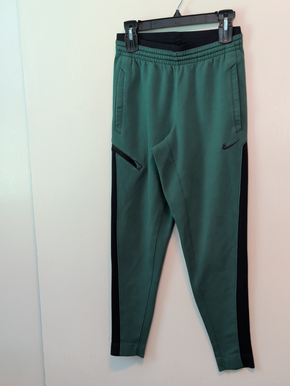 Nike Women's Hunter Green and Black Performance Joggers Sweatpants